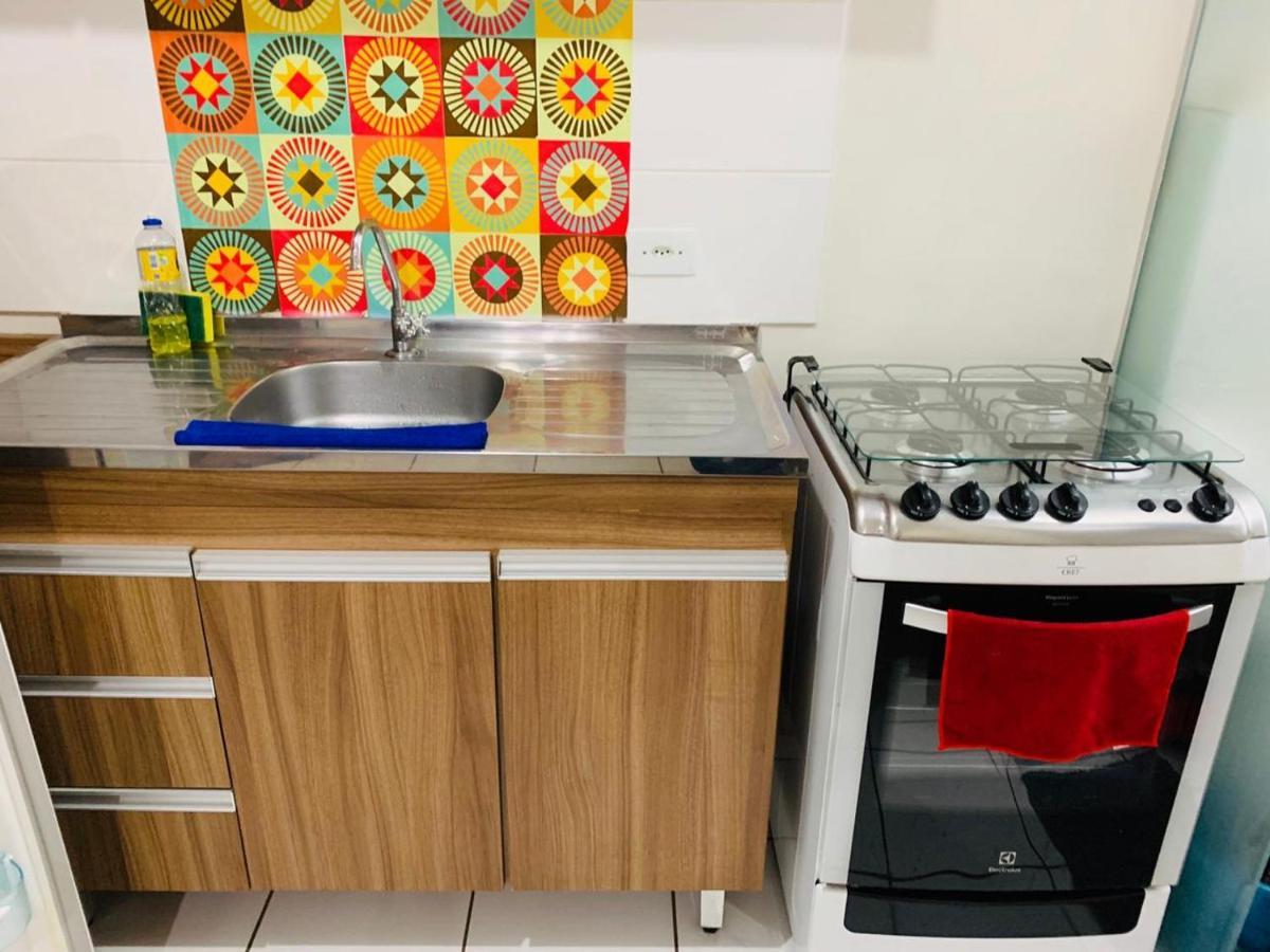 APARTAMENTO INTEIRO COM WiFi 70MB, AR CONDICIONADO, PROXIMO AO ESTADIO DO CAFÉ Londrina Esterno foto