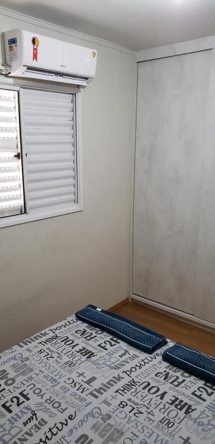 APARTAMENTO INTEIRO COM WiFi 70MB, AR CONDICIONADO, PROXIMO AO ESTADIO DO CAFÉ Londrina Esterno foto